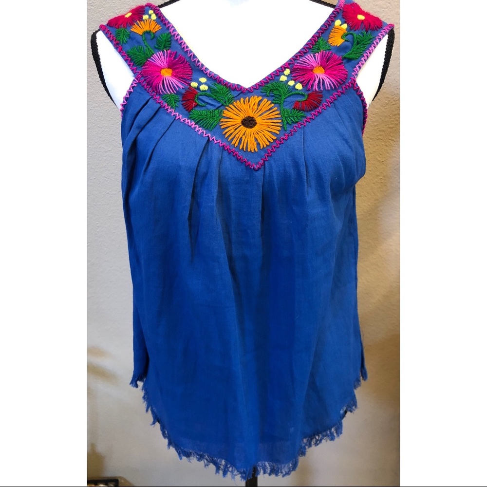 Mexicana floral embroidered tank size small